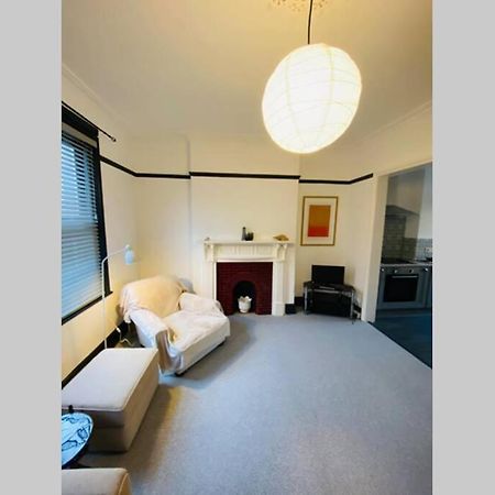 Beautiful First Floor Apartment In St Leonards Exterior photo