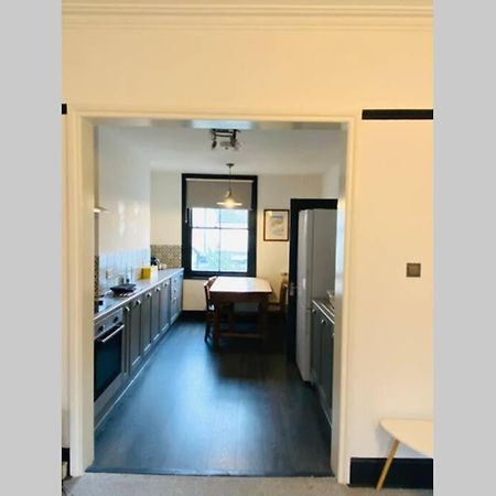 Beautiful First Floor Apartment In St Leonards Exterior photo