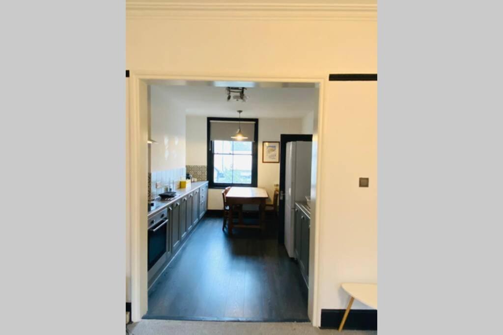 Beautiful First Floor Apartment In St Leonards Exterior photo
